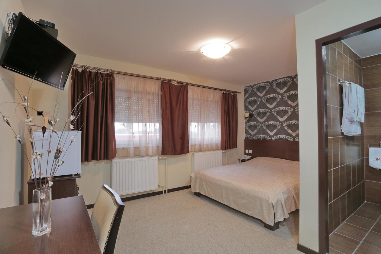 Motel Knez Sombor Eksteriør billede